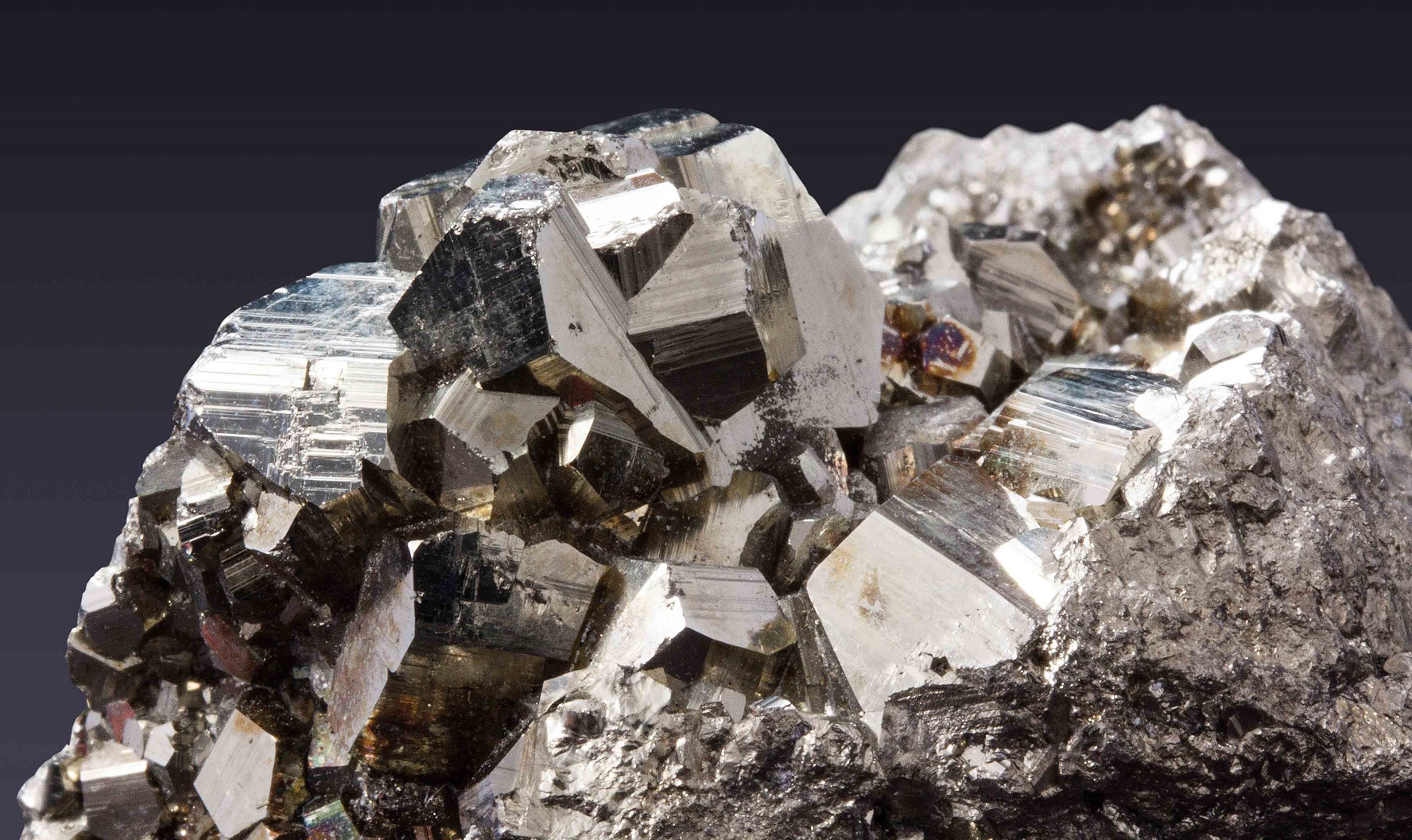 rocha mineral